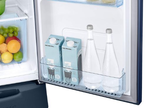 Samsung 223L 3 స్టార్ ఇన్వర్టర్ డైరెక్ట్-కూల్ సింగిల్ డోర్ రిఫ్రిజిరేటర్ ఉపకరణం (RR24C2823CU/NL, కామెల్లియా బ్లూ) బేస్ స్టాండ్ డ్రాయర్ యొక్క చిత్రం