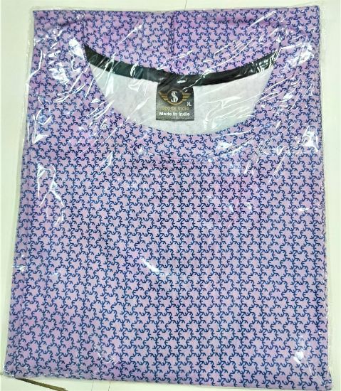 టెక్స్చర్డ్ కాటన్ క్రూ నెక్ పురుషుల టీ-షర్ట్ యొక్క చిత్రం