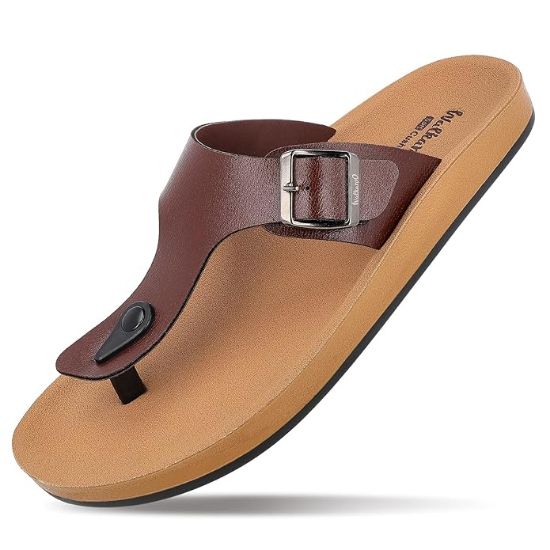 WALKAROO రోజువారీ దుస్తులు మరియు ఇండోర్ & అవుట్‌డోర్ కోసం సాధారణ ఉపయోగం కోసం వాకరూ పురుషుల చెప్పులు యొక్క చిత్రం