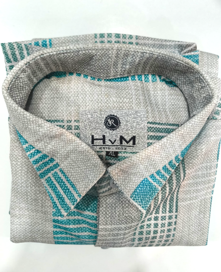 HYM మోడ్రెన్ ఫిట్ చెకర్డ్ షర్టులు యొక్క చిత్రం