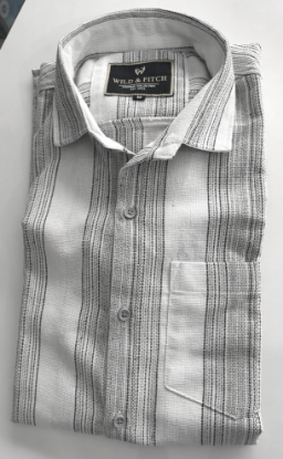 వైల్డ్ & ఫిచ్ తెలుపు మరియు బూడిద రంగు చారల క్యాజువల్ షర్ట్ యొక్క చిత్రం