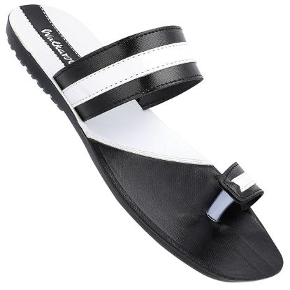 WALKAROO WG1317 పురుషుల కాజువల్ వేర్ మరియు రెగ్యులర్ యూజ్ చెప్పులు యొక్క చిత్రం