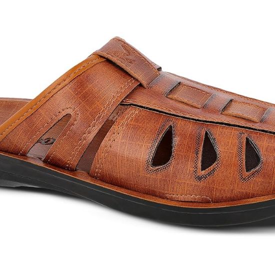 WALKAROO WG5309 పురుషుల కవరింగ్ చెప్పులు రోజువారీ దుస్తులు మరియు ఇండోర్ & అవుట్‌డోర్ కోసం రెగ్యులర్ ఉపయోగం యొక్క చిత్రం