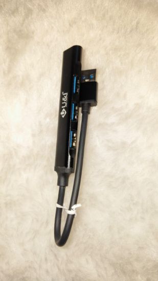 U&I 4 USB పోర్ట్‌లు UIGD-8658 యొక్క చిత్రం