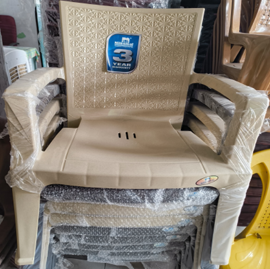 నీల్కమల్ ప్లాస్టిక్ మిడ్ బ్యాక్ విత్ ఆర్మ్ చైర్ యొక్క చిత్రం