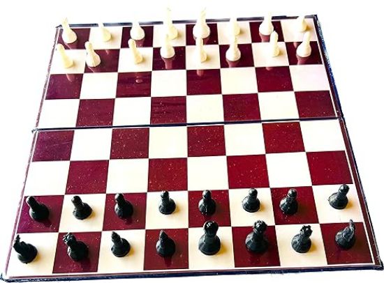 మాస్టర్ యువర్ స్ట్రాటజీ: ది అల్టిమేట్ చెస్ గేమ్ బిగినర్స్ నుండి ఎక్స్‌పర్ట్స్ వరకు యొక్క చిత్రం