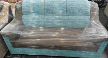 మూడు సీట్ల సోఫా బెడ్ (నీలం, గోధుమ) యొక్క చిత్రం