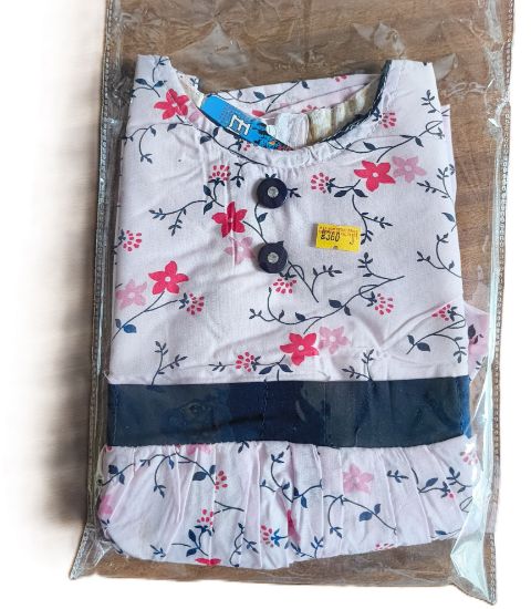 పూల ముద్రణతో ఆడపిల్లల కాటన్ ఫ్రాక్ యొక్క చిత్రం