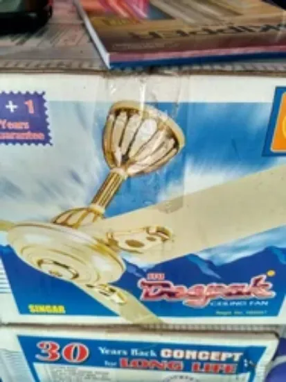 దీపక్ సీలింగ్ ఫ్యాన్స్ యొక్క చిత్రం