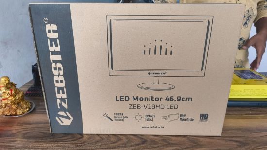 ZEBSTER 19 అంగుళాల LED మానిటర్ విత్ Hdmi- Zeb-V19Hd (Hdmi+Vga) + బిగ్ బీట్ ఫాస్ట్ ఛార్జ్ డేటా కేబుల్ కాంబోబీ మ్యాక్సీ!, నలుపు యొక్క చిత్రం