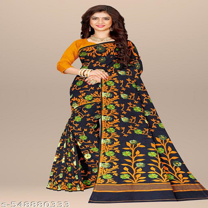 స్వచ్ఛమైన కాటన్ చీర మరియు ఎంబ్రాయిడరీ కట్‌వర్క్ యొక్క చిత్రం